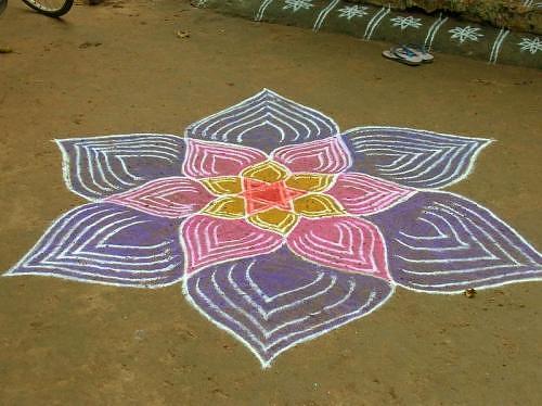 A beginners's Kolam Rangoli design