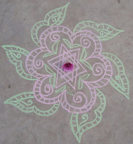 daily kolam rangoli design in chalk